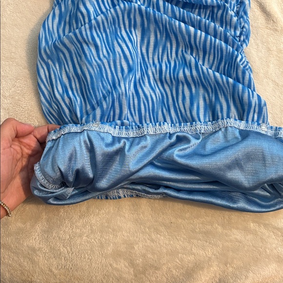 Blue and White Ruched Dress - Picture 3 of 6